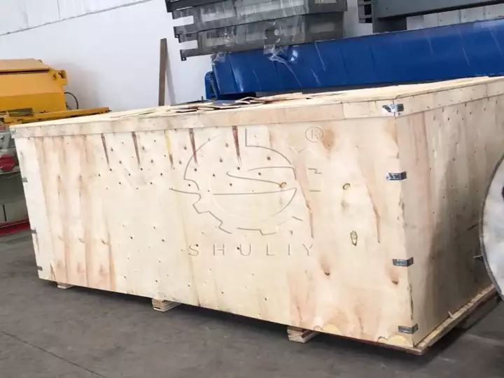 Машина для производства древесноугольных брикетов в деревянном ящике