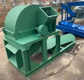 Máquina trituradora de madeira