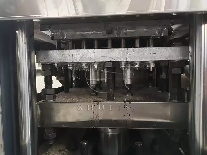core part of shisha charcoal machine