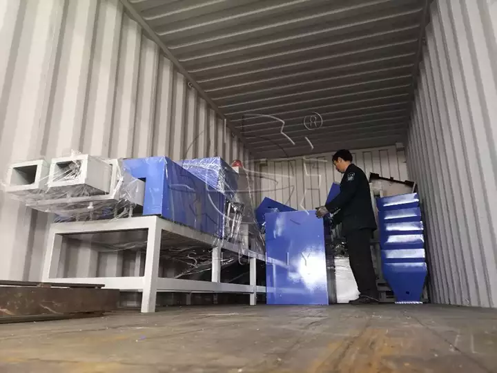 compressed wood block making machine ready to deliver