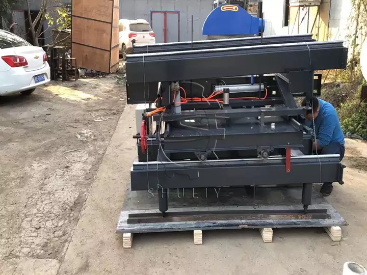 sliding table saws for delivery
